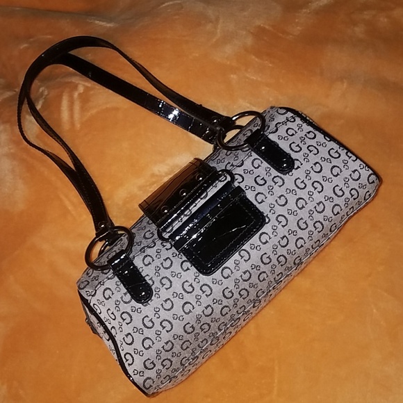 Guess Handbags - Guess hand bag